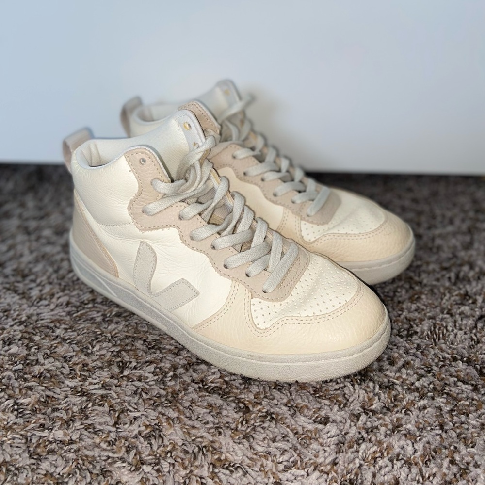 Veja V-15 high-top trainers